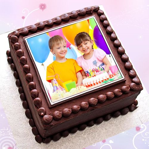 Sumptuous Square Shape Chocolate Flavor Photo Cake
