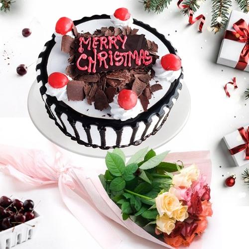 Enticing Merry_Xmas Black Forest Cake with Mix Roses Bouquet