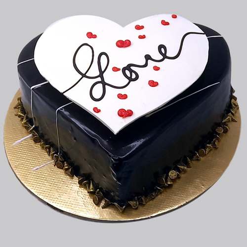 Impressive Heart Shape Chocolate Cake